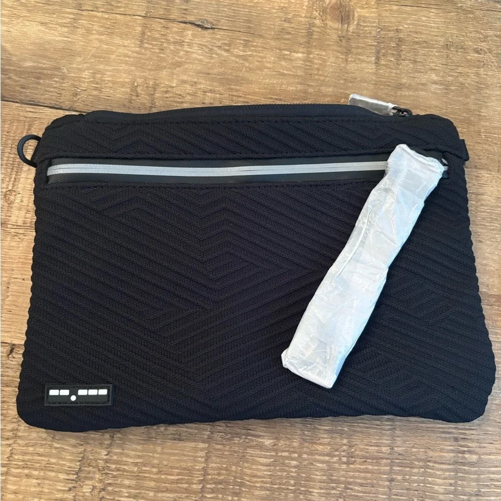 4 Piece Go Dash Dot Set | Backpack. Crossbody Bag & 2 Additional bags. 13.3”H - Picture 12 of 15